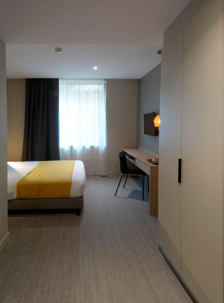 Apparthotel 37 Lodge - Courbevoie La Défense Habitación foto